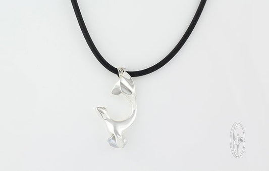 Sea Lion Baby Pendant with Keshi Pearl & Diamond