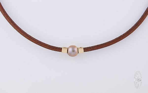 Pearl on Leather Necklace 9Y
