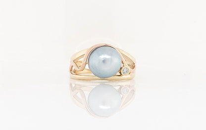 Pearl Gold Swirl Ring