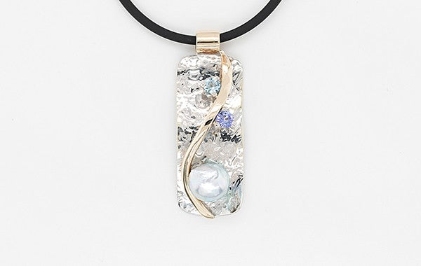 Pearl, Aquamarine & Tanzanite Embossed Pendant