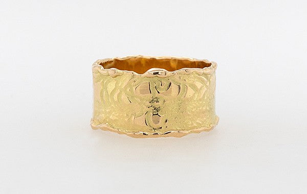 Molten Gold Embossed Ring