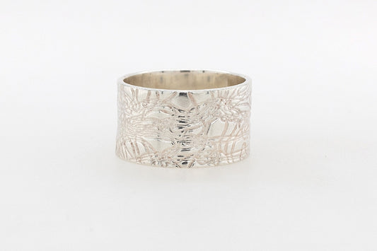Embossed Extra Wide Ring
