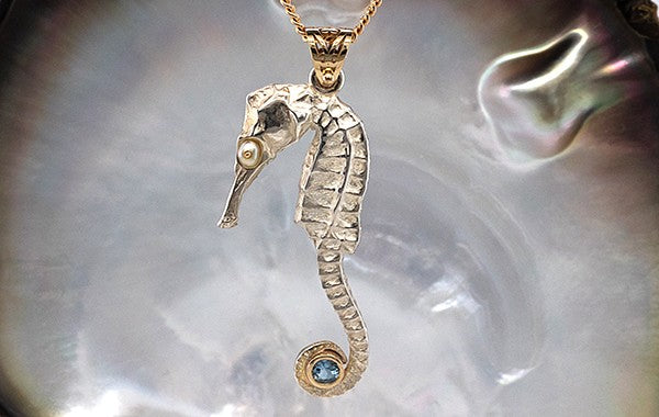 Seahorse Pendant with Aquamarine and Keshi