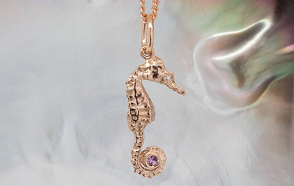 Seahorse Pendant Small with Pink Sapphire and Diamond