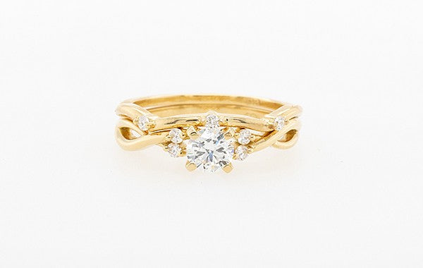 Wedding Ring 3 Diamonds