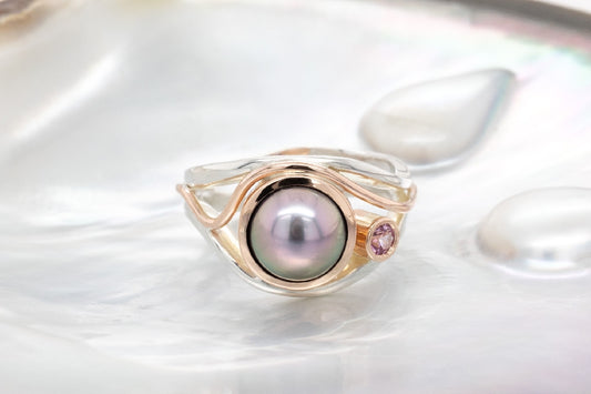 Abrolhos Half Pearl Ring with Pink Sapphire 9R/SS